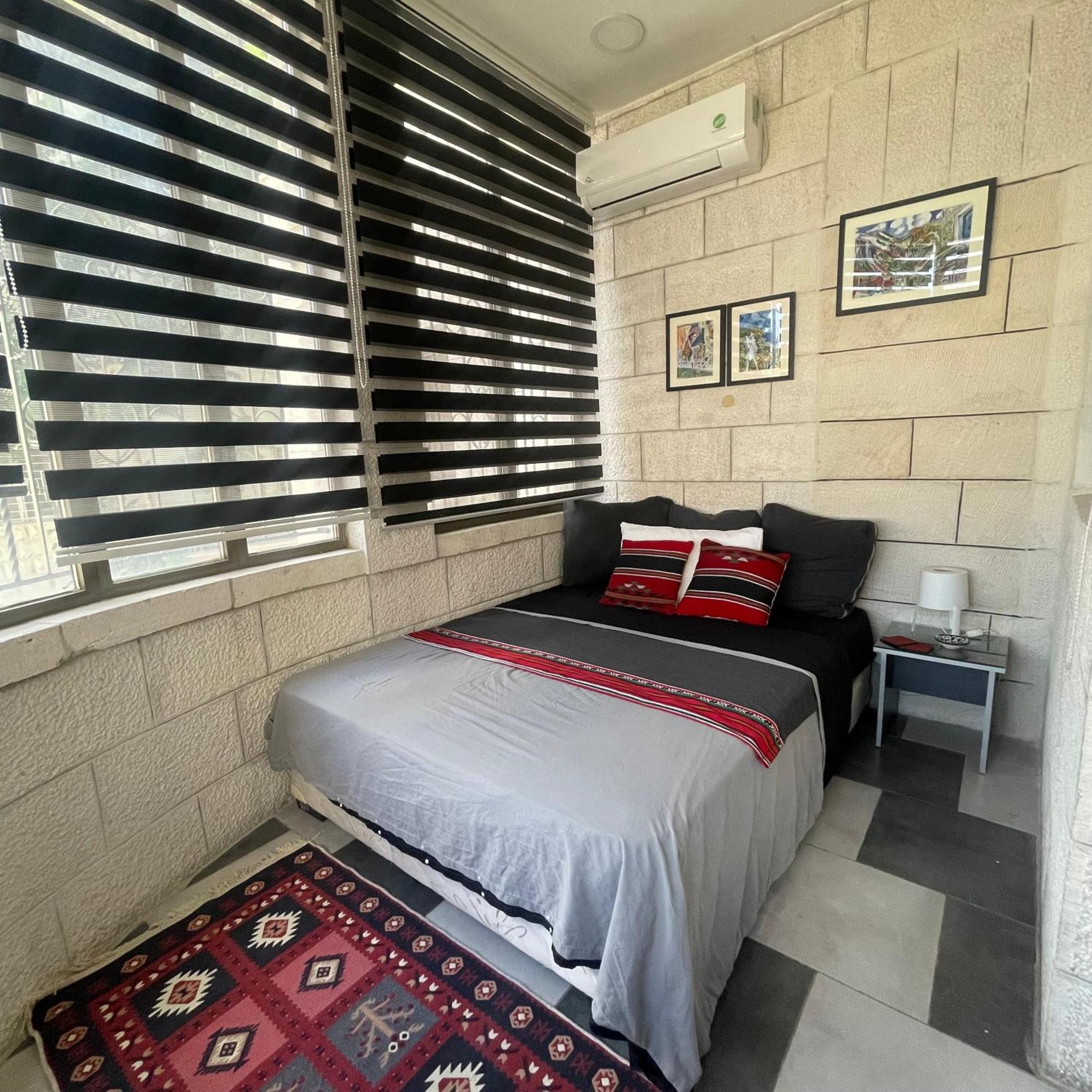 Darna Hostel Amman Exterior photo